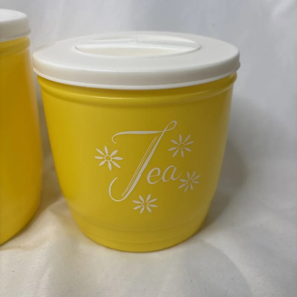 Vtg 1950s Stanley Atomic Plastic Canister Set Yellow Nesting MCM 4Pc Retro Sugar